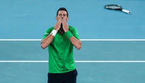 意甲-穆阿尼双响联赛3场5球 尤文2-1科莫两连胜 [意甲尤文图斯]