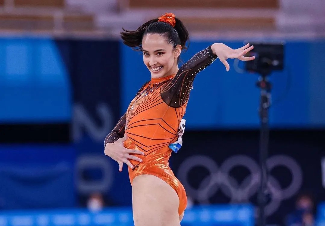 线上德扑防坑指南：如何识别那些利用HUD数据进行精准打击的“鲨鱼”。（线上德州扑克避坑手册：教你识别依靠HUD数据精准收割的“鲨鱼”玩家）